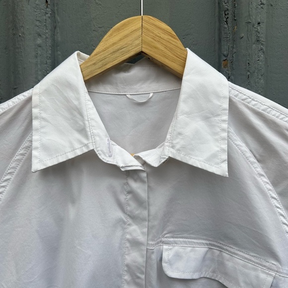 Kit & Ace Short Sleeve Button down, size M - Picture 6 of 9